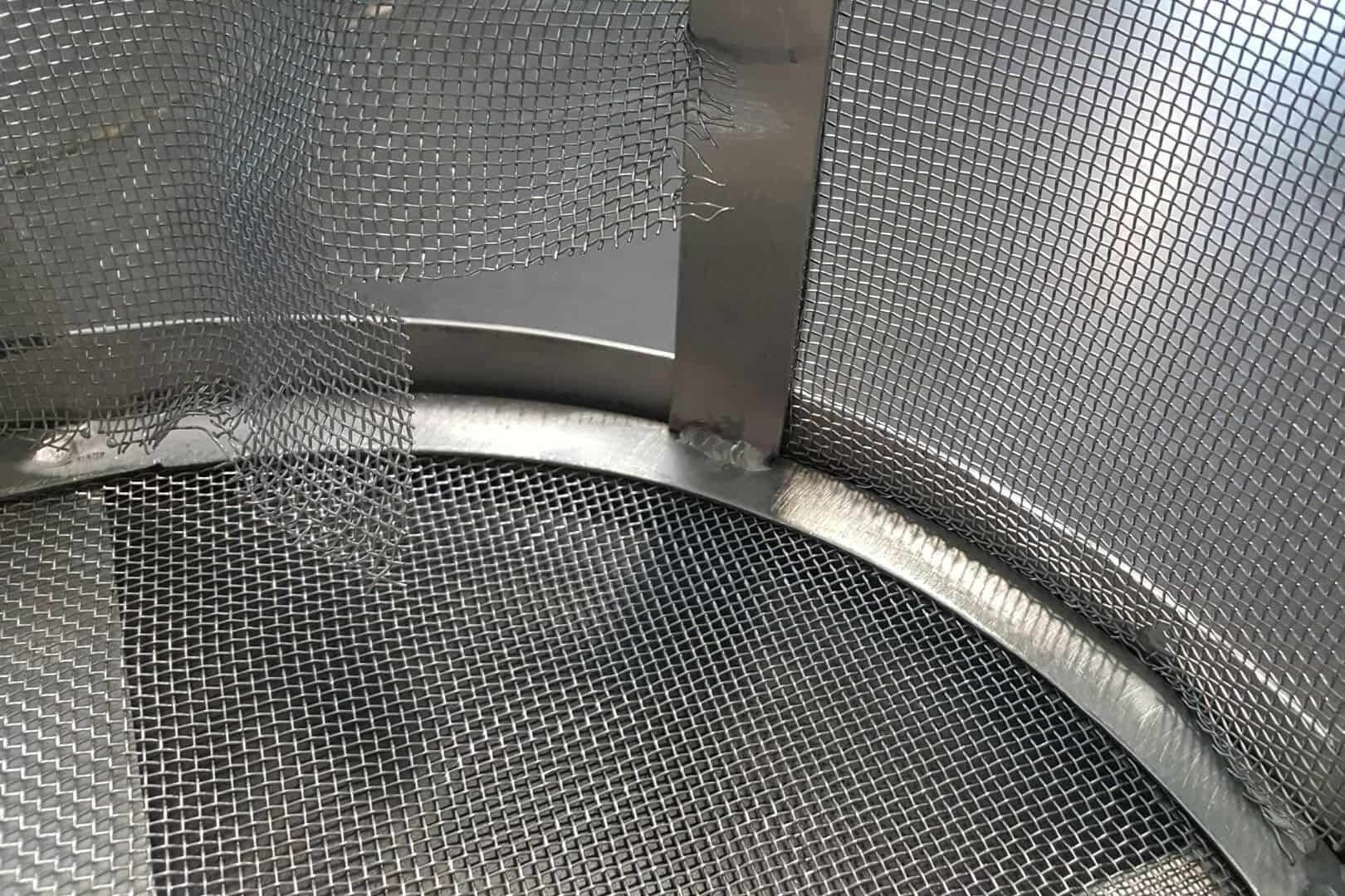 Gescheurd filterelement snelle herstelling bij zeefgaasfabrikant Omnimesh